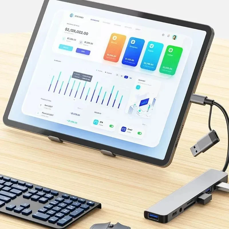 Hub USB C 8 in 1 Splitter USB  - Desk Setup Usb Hub recensione e prezzo