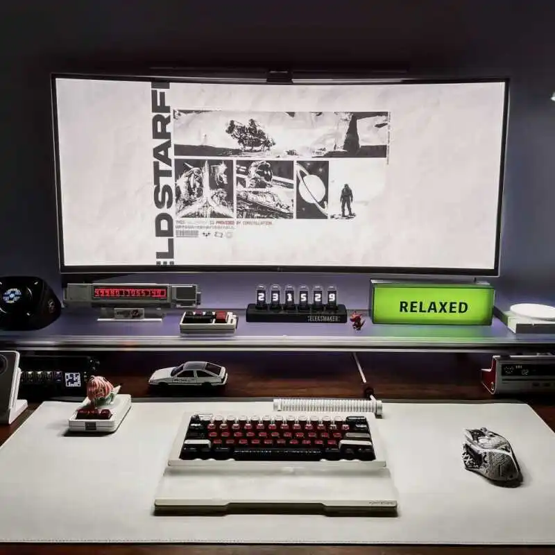 Supporto per monitor in allumi - Desk Setup Laptop And Monitor recensione e prezzo